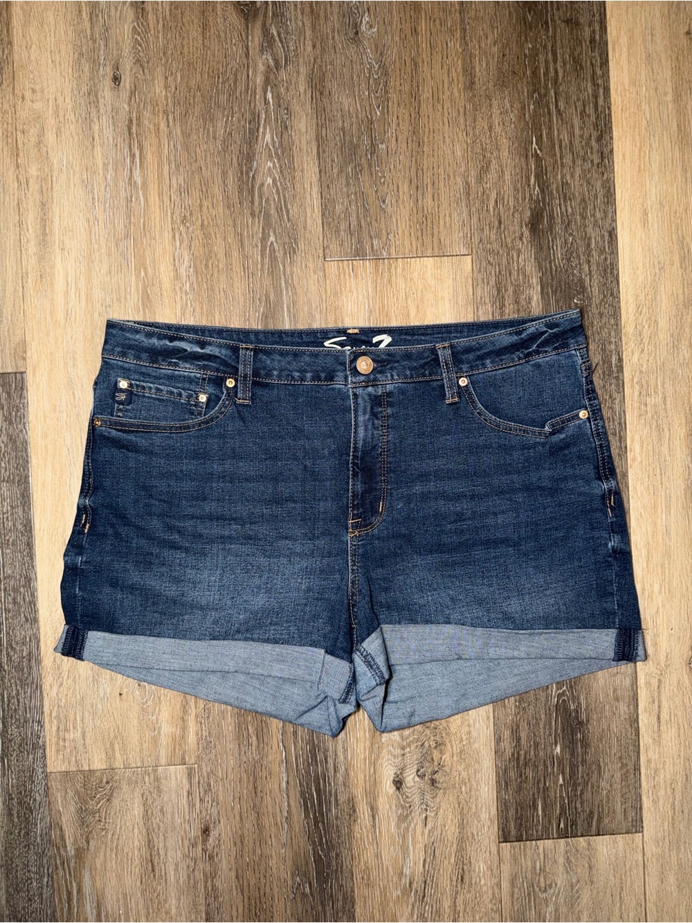 Seven 7 Women's Dark Wash Denim Weekend Shorts